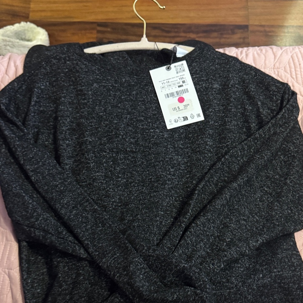 Zara Terez Dark Heather Crew Neck Sweater